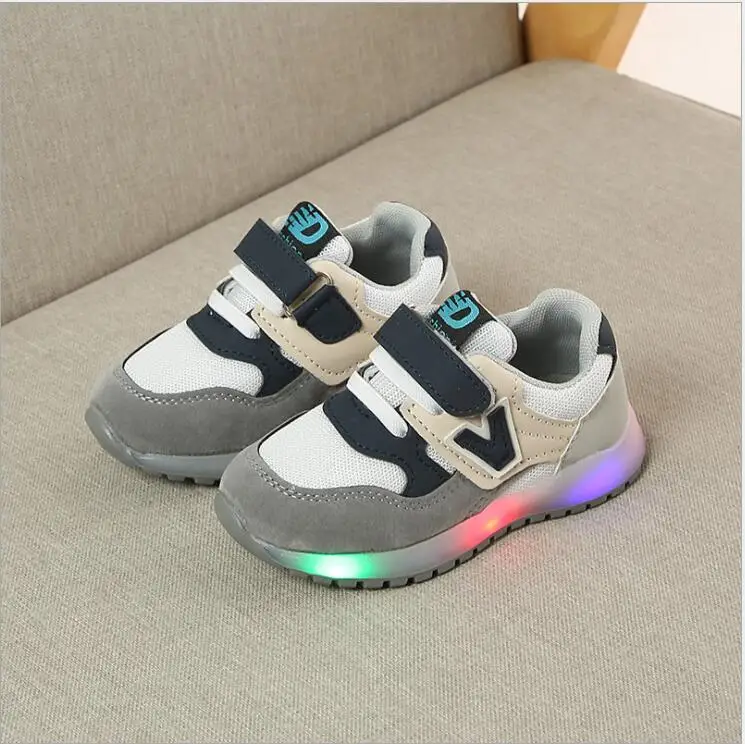 

Luminous Sneakers Children Shoes with Light Glowing Sneakers Kids Led Shoes with Light Up LED Slipper Boys Girls Baby Shoes