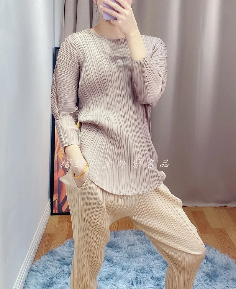 2020 early autumn new women's Puff sleeve T-shirt