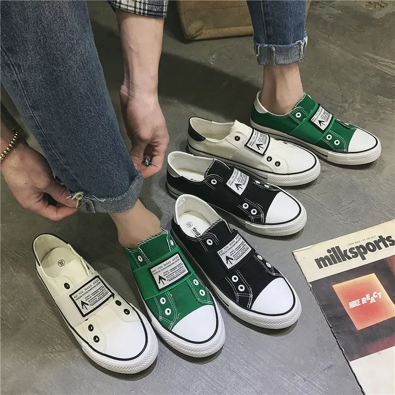 

2019 New Unisex Vulcanize Canvas Men Shoes Casual Male Sneakers Classic Low Top Students Comfortable Breathable Footwear