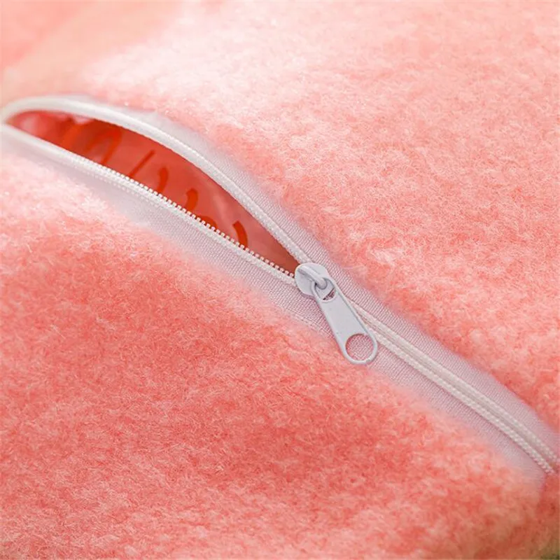 Winter Cartoon Animal Hot Water Bottle PVC Stress Pain Relief Therapy Hot Water Bag with Knitted Soft Cozy Cover Hand Warmer 1pc