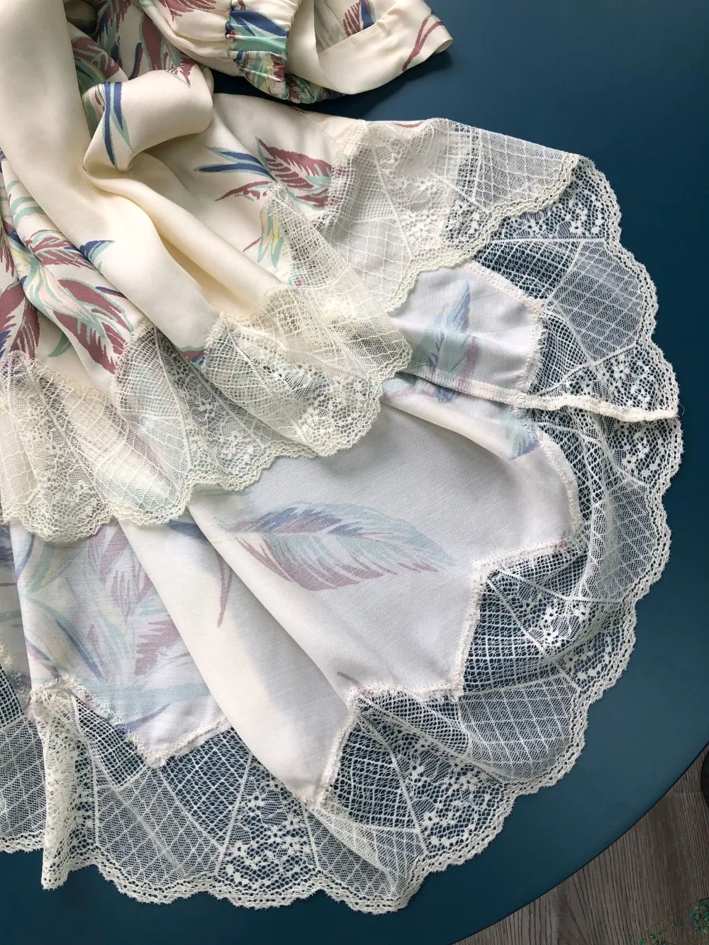 11979040087_1195770293