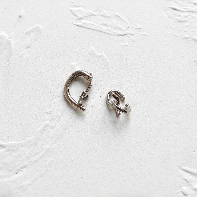 Peri'sBox 2 Designs Twisted Rope Clip Earrings without Piercing U Shape Geometric Earrings Clips Crossed Minimalist Ear Cuff Hot Rope Plain Silver