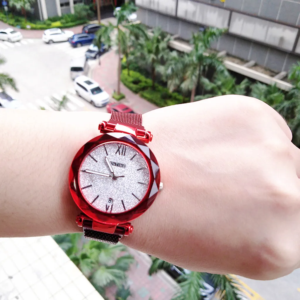 

Creative Starry Sky Watches for Women Fashion Elegant Magnet Buckle Rose Red Ladies Wristwatch Quartz Clock Relogio Feminino