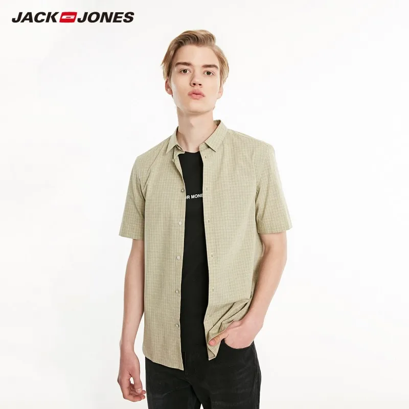 Мужская приталенная рубашка JackJones клетчатая с коротким рукавом и острым