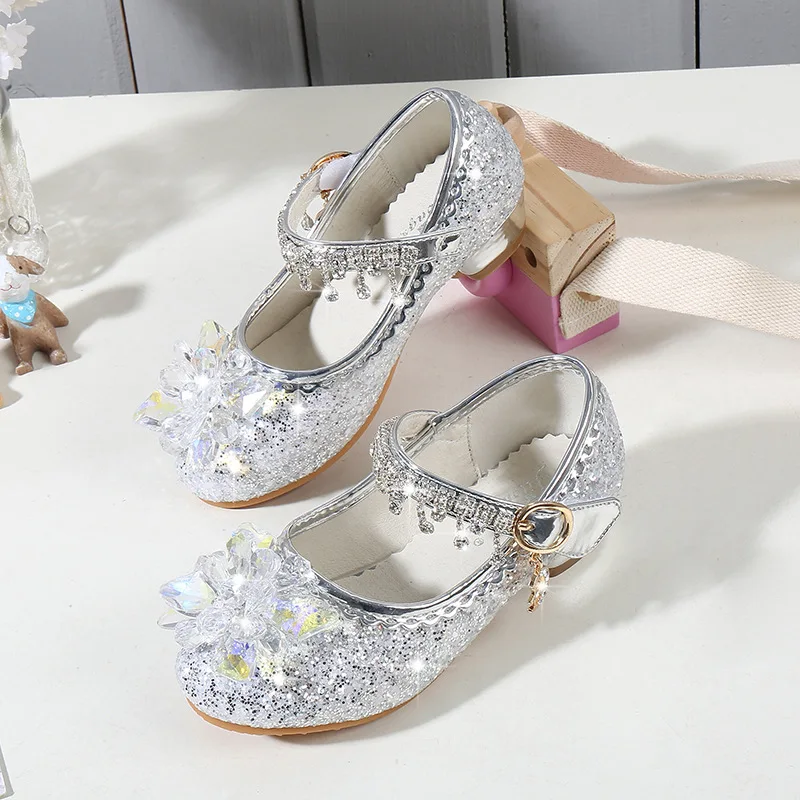Блестящие вечерние туфли принцессы для девочек; элегантные свадебные туфли принцессы для девочек; кожаные туфли на высоком каблуке для маленьких девочек