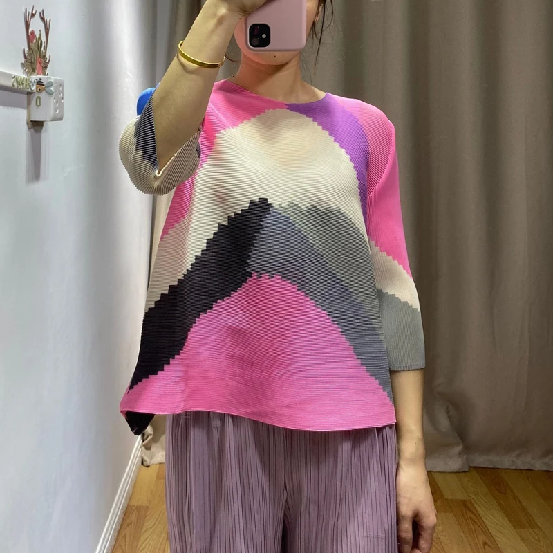 Розовый Весенняя Новинка Miyake, плиссированный топ, свободный, короткий, круглый вырез, 7/4 рукав, тонкая Базовая футболка, тренд - Цвет: Розовый