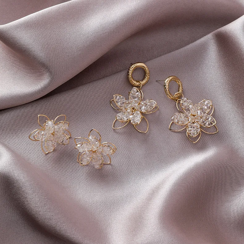 

2019 Aretes Brinco Personality Hand Made Three-dimensional Crystal Flower Earrings Long And Short Art All-around Net Female