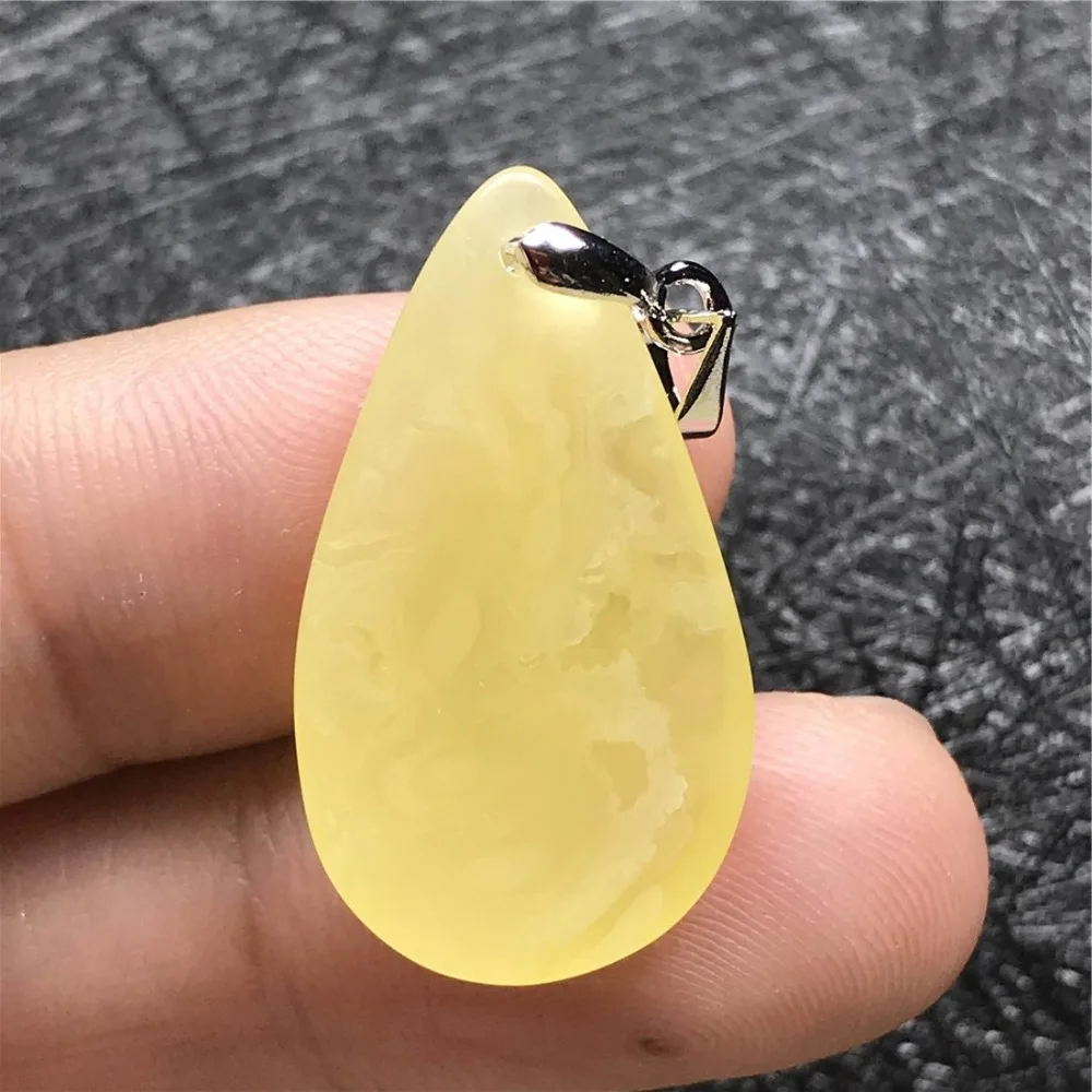 Amber Pendant (120)