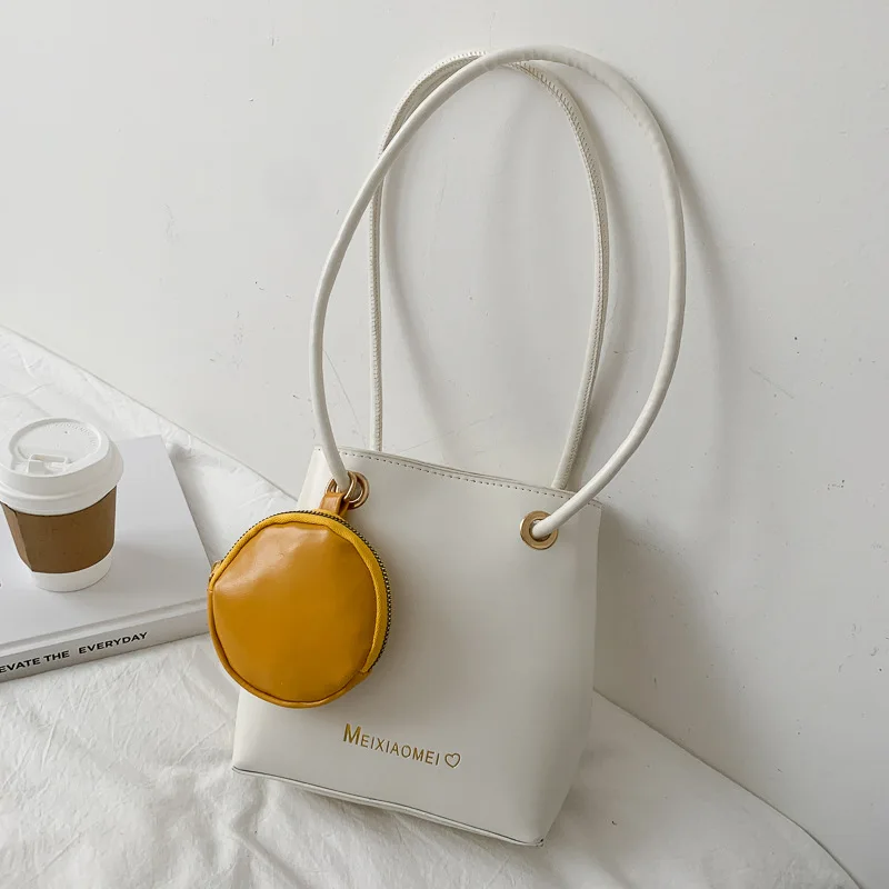 Летняя вместительная сумка для женщин новинка 2020 модная сетчатая красная