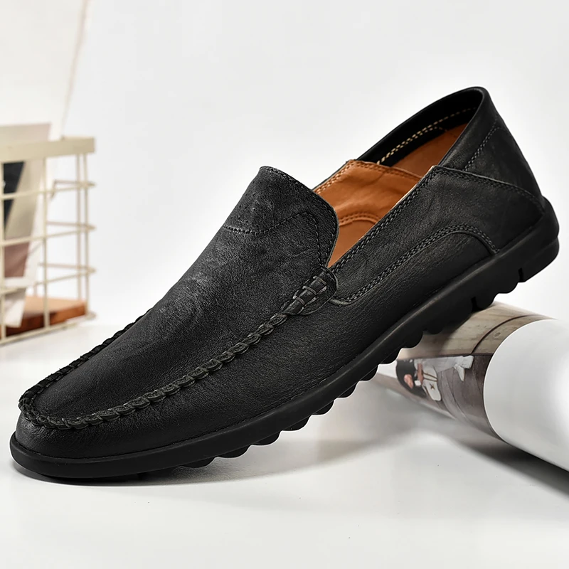 

Men's Slip-on Driving Shoes Split Leather Fashion Sneakers Outdoor Loafers Casual Shoes Comfortable Flat Shoes Walking Shoes