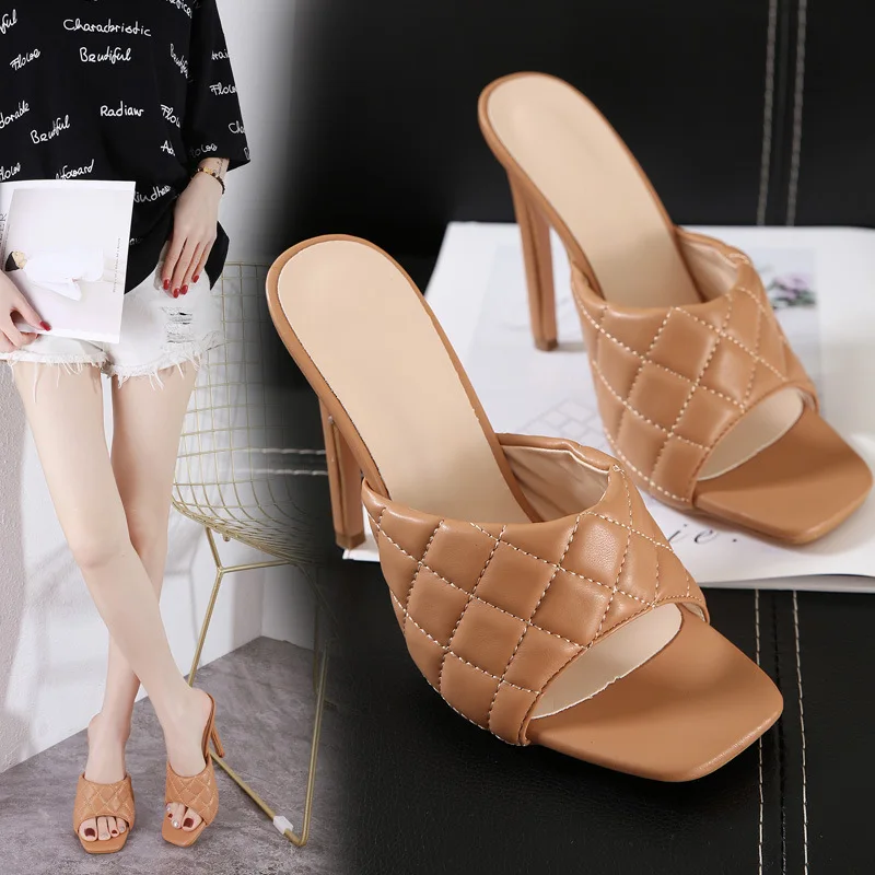 

In the summer of 2020 the new coach sandals fine with high heels in Europe and the 35 to 42 big yards for women's shoes
