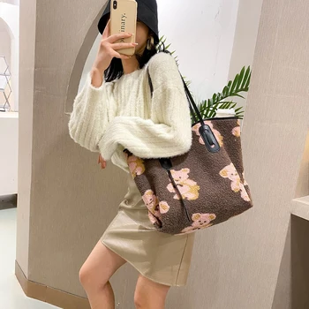 

2020 New Winter Women Bag Cute Bear Printed Shoulder Bags Large Capacity Soft Plush Tote Bags Female Daily Warm Fur Handbag