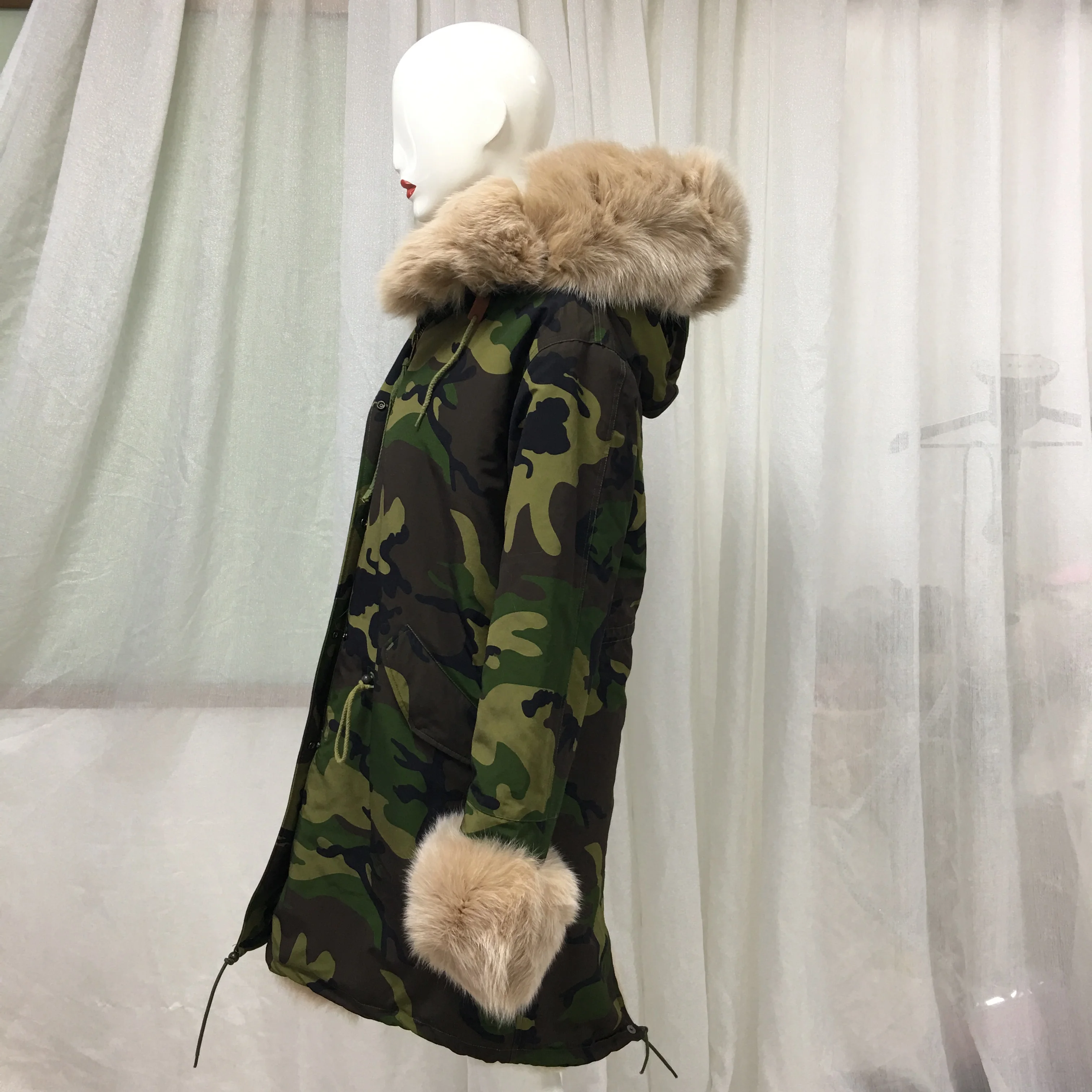Новейшая Симпатичная повседневная женская куртка абрикосового цвета из натурального меха шотландки с воротником-манжетой спереди, камуфляжная зимняя куртка