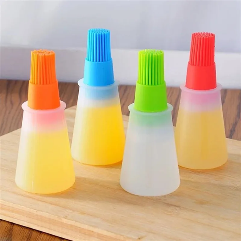 Oil Brush Oil Bottle Silicone Basting Brush Oil Bottle Brush 1 Pcs Portable Silicone Oil Bottle with Brush Grill Oil Brushes Liquid Pastry Kitchen Baking BBQ Tool Kitchen Tools for BBQ