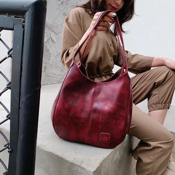 

2019 spring new women's bags leisure large capacity single shoulder bags are simple and fashionable