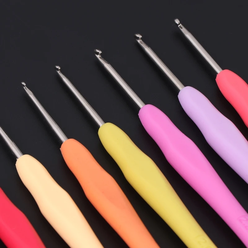 1PC Metal Knitting Needles Crochet Hooks Tool With Ergonomic Grips 0.5-2.75mm