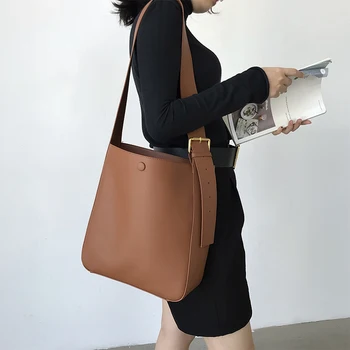 

Leather Big Bag 2020 New Fashion Single Shoulder Messenger Daughter Bag Wide Shoulder Strap Large Capacity Bucket Bag