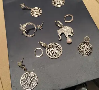 

new cure love guardian earrings totem pattern women's single shiny rhinestone ear accessories