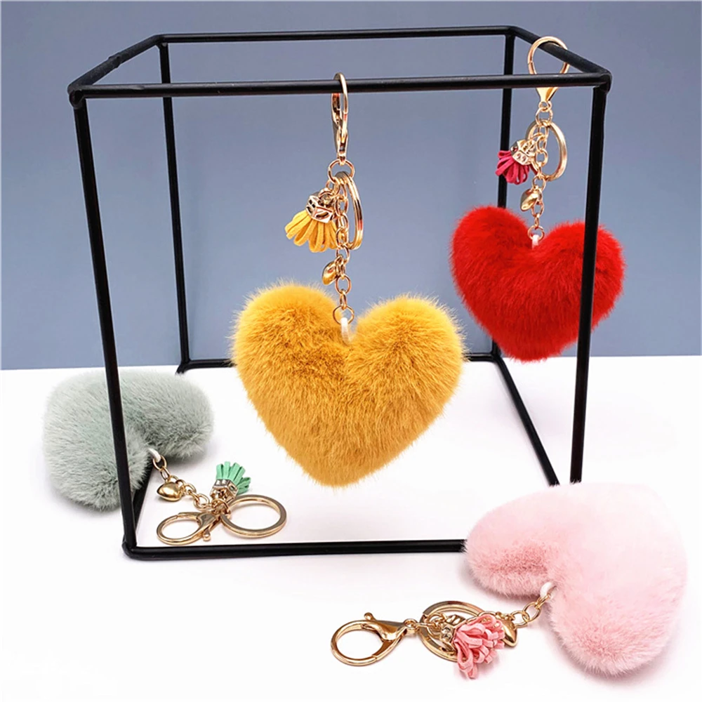 4pcs Plush Heart Key Chains Heart Pom Pom Ball Key Chain Bag