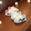 Zapatos de 0 a 18 meses para bebés, niños y niñas, Zapatillas para niños recién nacidos, fondo suave, primeros pasos, antideslizantes, moda ► Foto 3/6