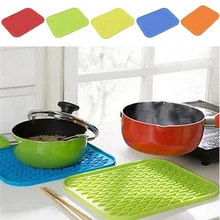 Suporte de silicone esteira de cozinha calor antiderrapante resistente trivet pote bandeja straightener isolamento esteiras com cores ricas
