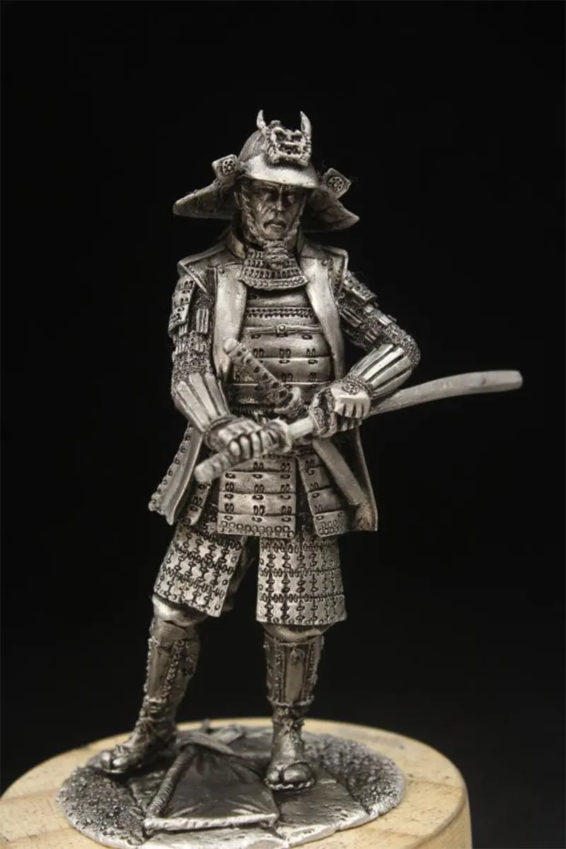 

1:24 Scale 75mm Tin Metal Japanese Warring States Warrior Armor Samurai Statuette Figure DIY Assembling Static Soldier Model