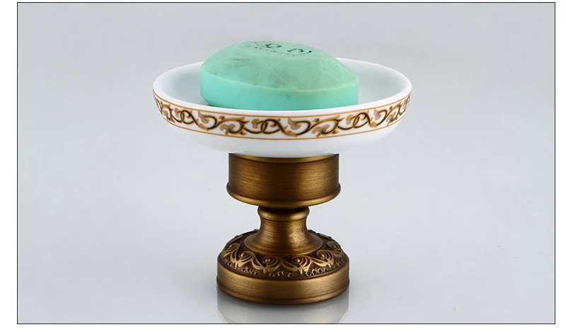 MADICA 12*11cm Ashtray Soap Dishes For Shower Room Vintage Metal Copper Nail Solid Soap Box Bronze Brass Stable Soap Holder