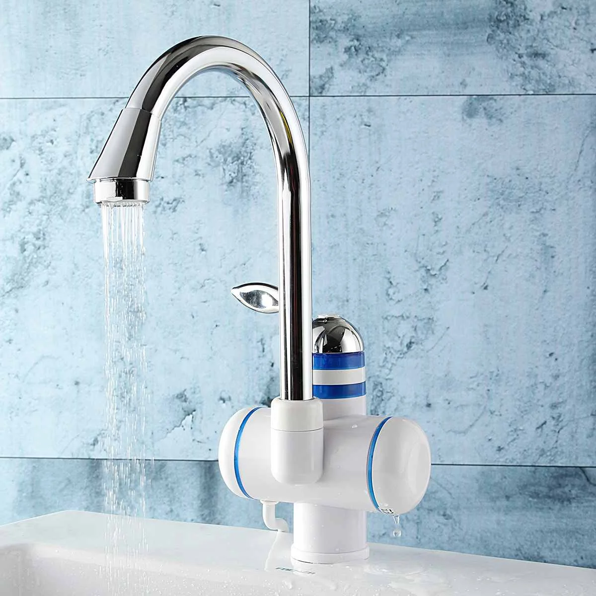 

Hot Electric Hot Faucet 220V Water Heater Tap Temperature LED Digital Display Electric Instant Heating Kitchen Bathroom Tap Hea