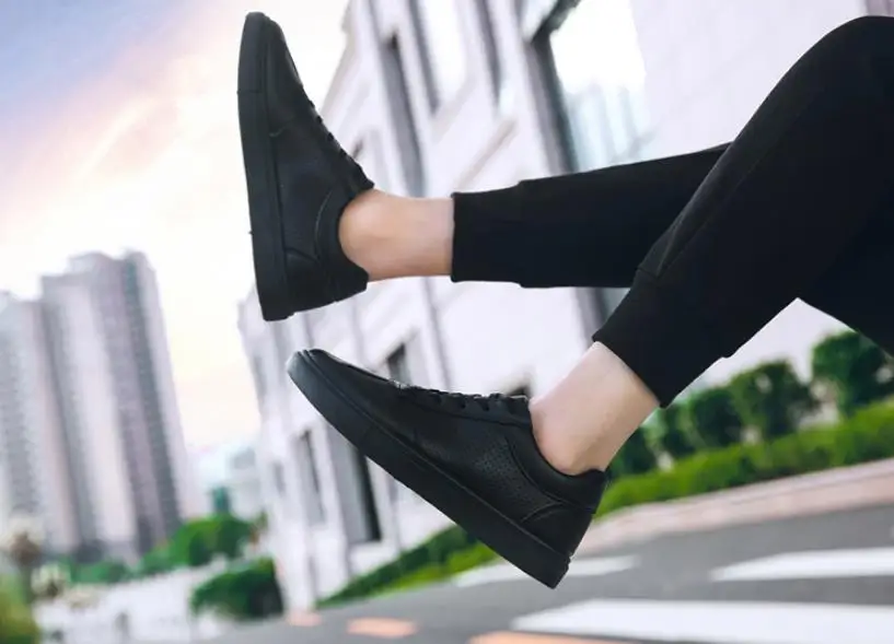 British style men black work shoes fashion classic white sneakers super confident men summer mesh breathable casual shoes