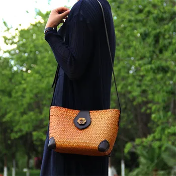 

new Thai version of the handmade straw bag style retro fashion rattan grass Shoulder bag women beach Crossbody bag