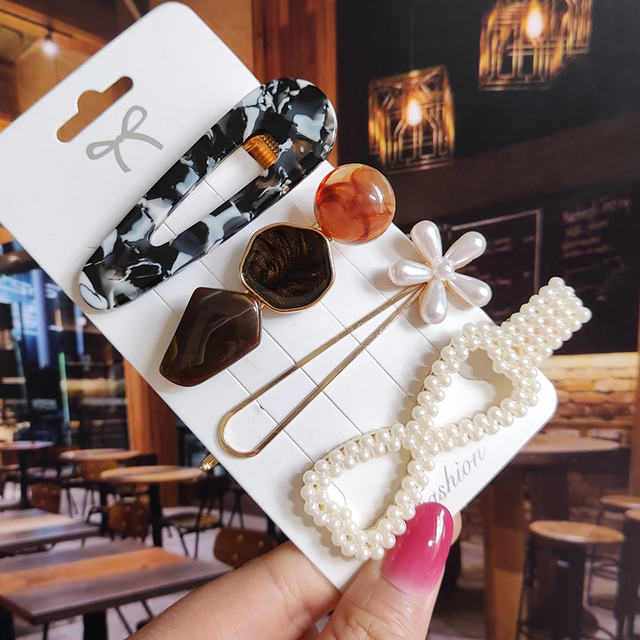 Starfish Hair Clip For Women 2022 Korean Acrylic Hairpins Geometric Crystal Hair Barrettes Girl Hair Accessories Hairgrip