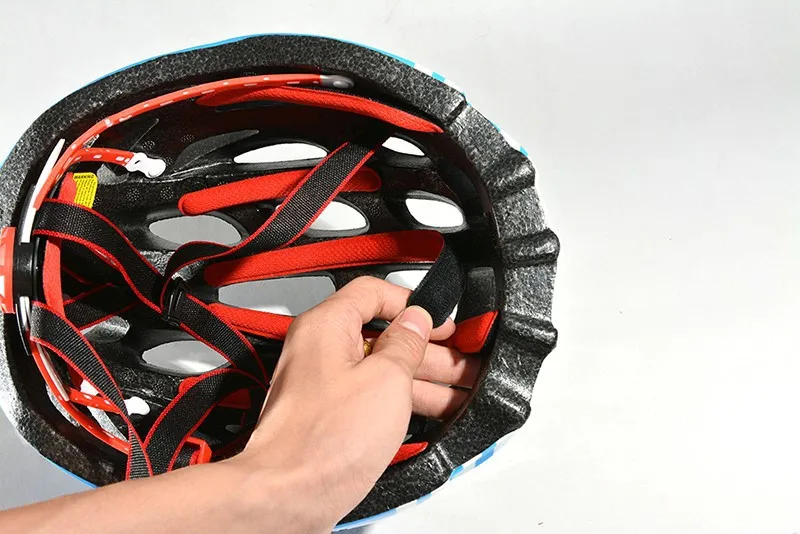 ROCKBROS Pro велосипедный шлем с визером Сверхлегкий EPS+ PC интегрально-Формованный MTB дорожный велосипед шлем 28 вентиляционных отверстий велосипедный шлем 57-62 см