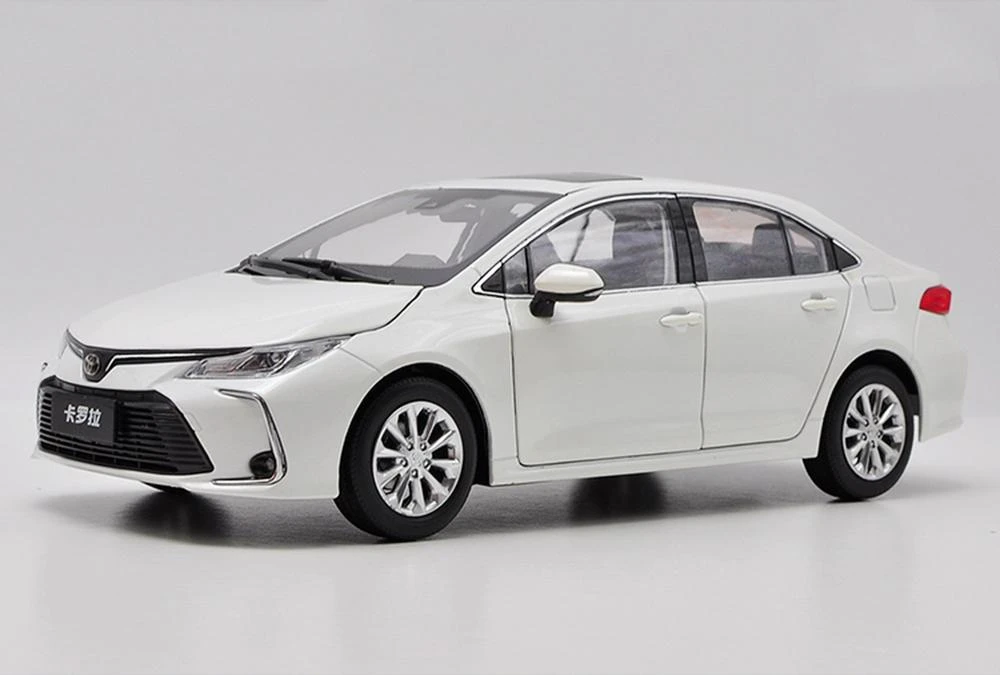 アンティーク 電池で動く昭和40年代製造のTOYOTAカローラの電動ミニカー-