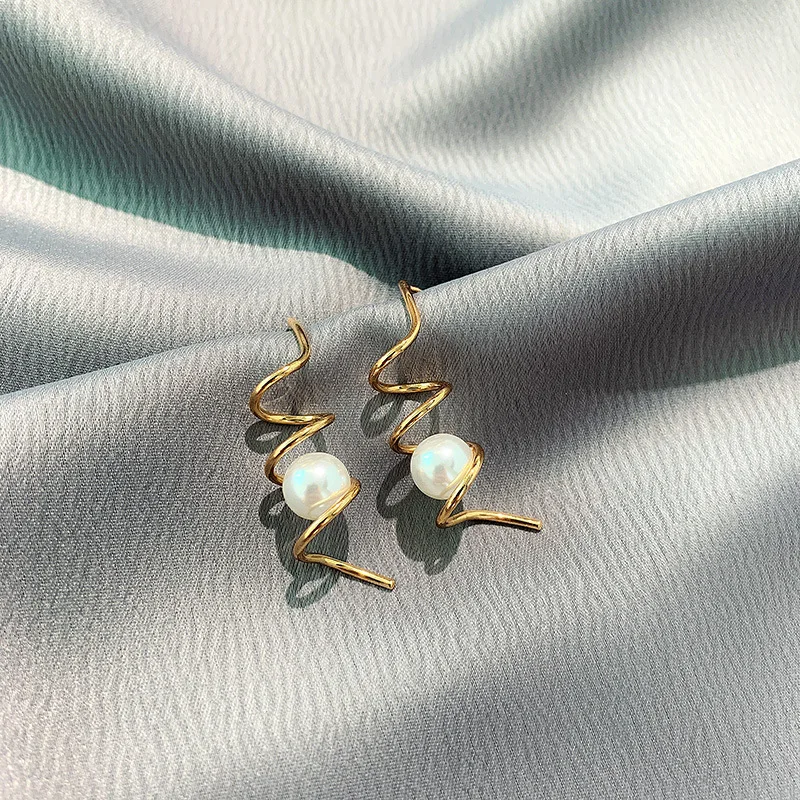 

2019 New Korean Acrylic Symphony Simulated Pearl Shell Metal Long Tassel Drop Earrings Sweety Jewelry For Women Pendientes Gift