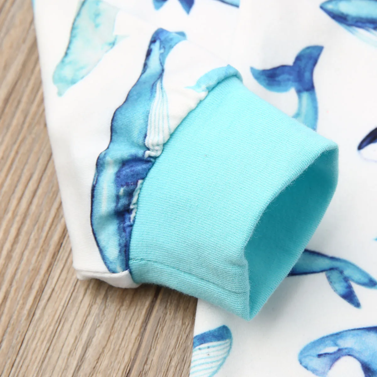 Комбинезон с дельфинами для новорожденных мальчиков и девочек; комбинезон; одежда для детей; Новая повседневная Милая осенняя одежда с длинными рукавами