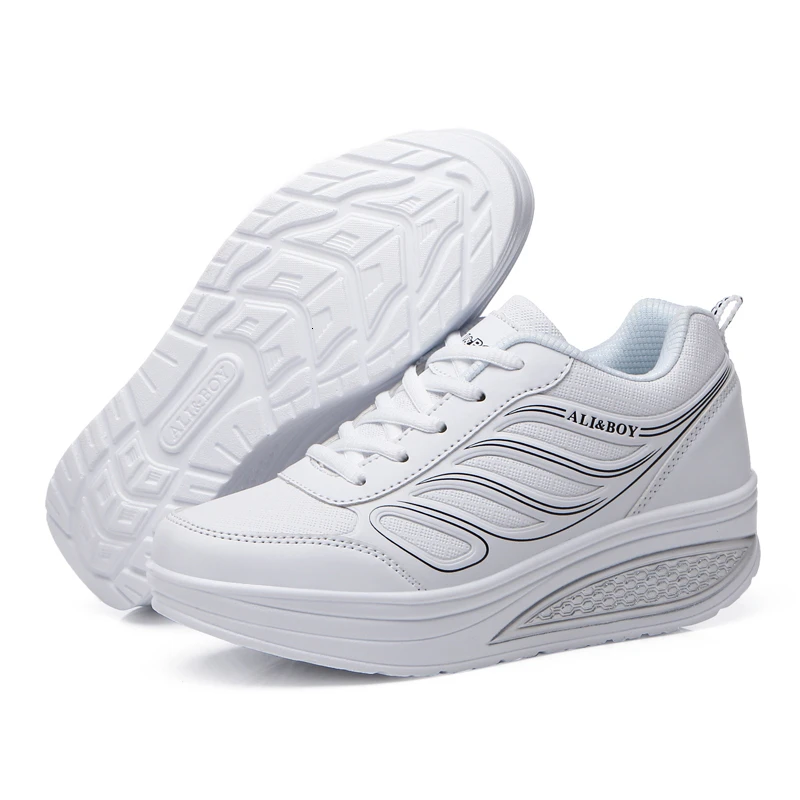 Женские кожаные кроссовки на танкетке 5 см с эффектом увеличения роста | Спорт и