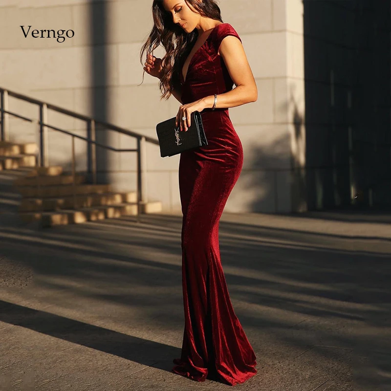 Вечернее платье Русалка Verngo красное винтажное Деловое длинное велюровое для
