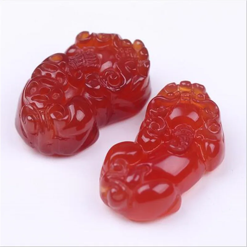 

2pc Natural red agate lucky money pi xiu pendant red chalcedony back pendant men and women