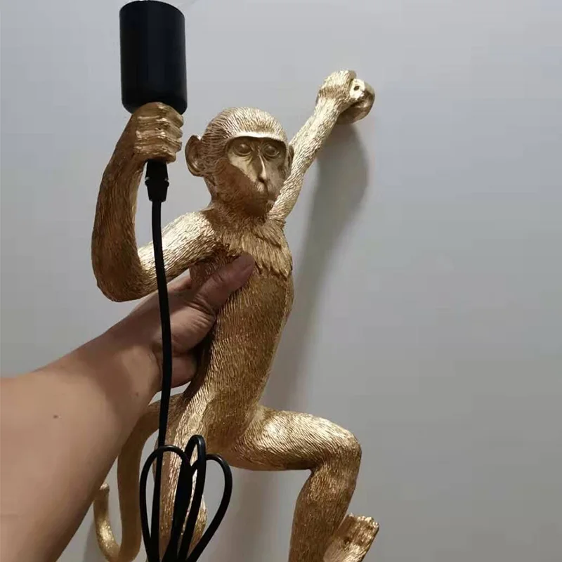 Online Harz Gold Affe Anhänger Lampe Hängen Wand Wohnzimmer Licht Pendante glanz E27 Birne Kroonluchter Luces Dekoration Plafondlamp