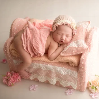 

Photo Background Manufacturers country primitive handmade pink color fabric bed