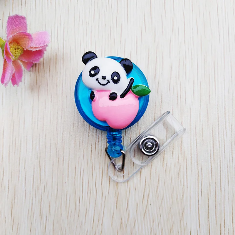 1 pcs/lot New design Cartoon Animal design Retractable Pull Badge Reel ID Name Tag Card Nurse Badge Holder lovely Kids Reel