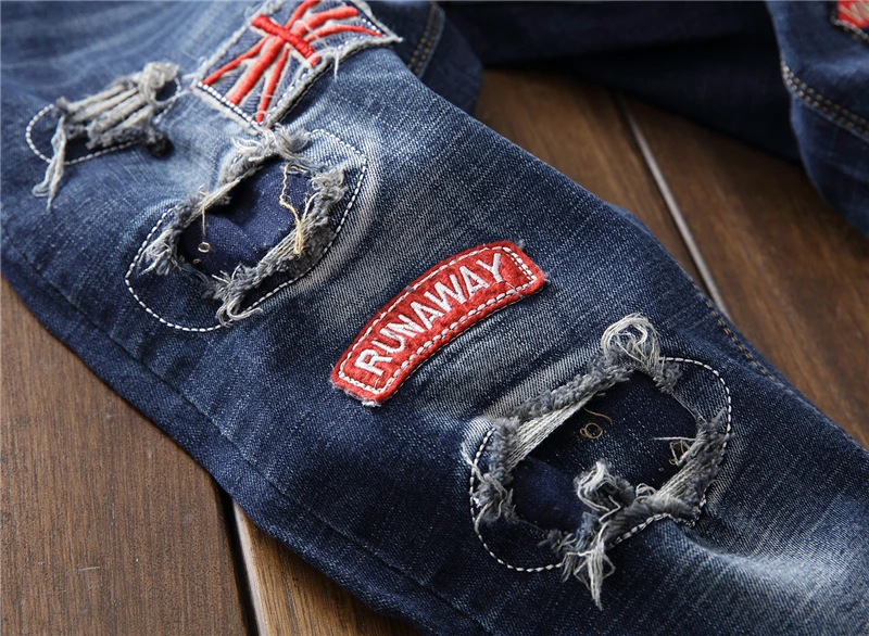 Male hole badge embroidery style denim trousers pants Fashion New Men's Casual Slim Patch Jeans Dropshipping