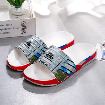 

New Trend Indoor Slippers Men Fashion Men Rubber Flat Slippers Comfortable Mens Slide Flip Flops Anti Slip Bathroom Slippers Men