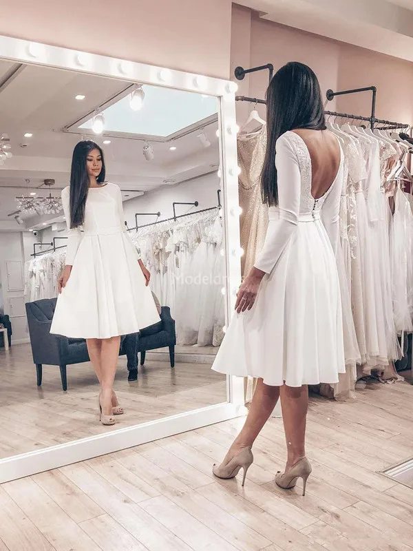Moderne Arabric Korte Jurken Jewel Hals Backless Knie Lengte Strand Bruidsjurken Eenvoudige Tuin Kasteel Vestidoe De Moderne Arabric Korte Jurken Jewel Hals Backless Knie Lengte Strand Bruidsjurken Eenvoudige Tuin Kasteel Vestidoe De