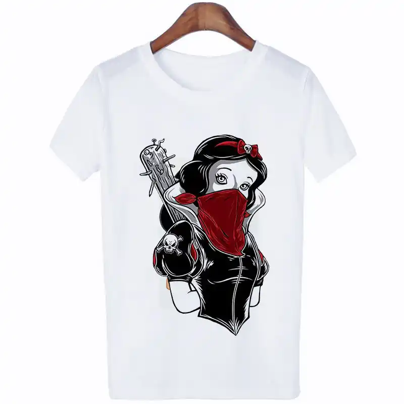 camiseta princesas disney tatuadas