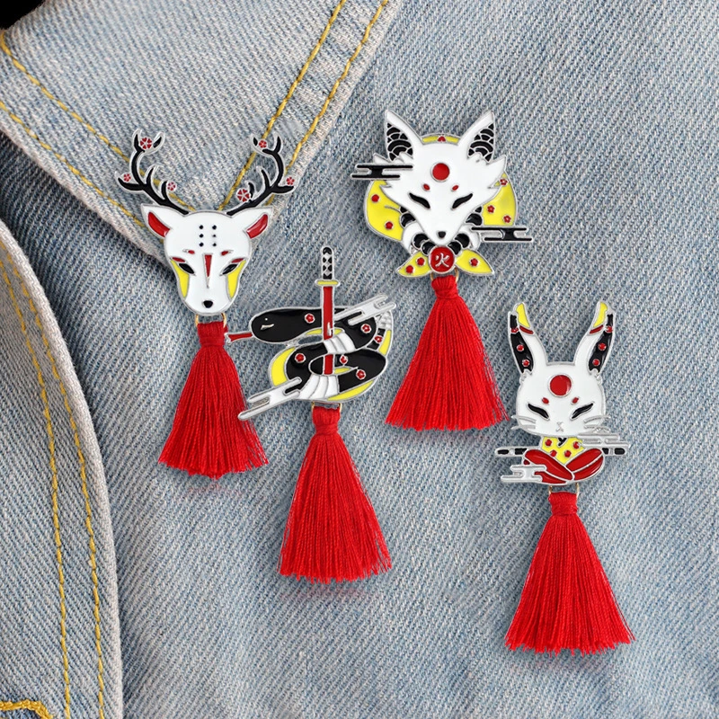 ##BUY Enamel Red Kendo Sika Fox with Tassel Deer Rabbit Snake Personal Animal Brooch for Men Women Friend Gift Sweater Backpack