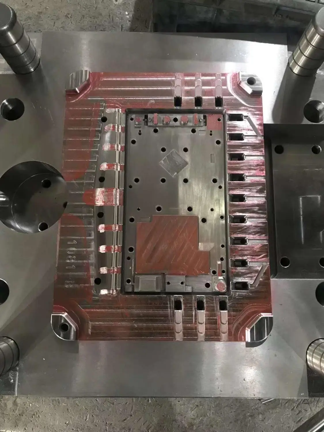 Изготовленная на заказ литая форма CNC подвергая механической обработке