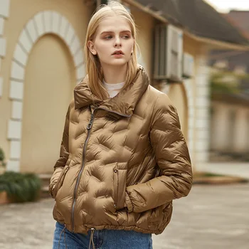 

2020 Winter Parka Fashion Ultra Light 90% White Duck Down Jacket Female Feather Parkas Warm Short Puffer Down Coat Outwear