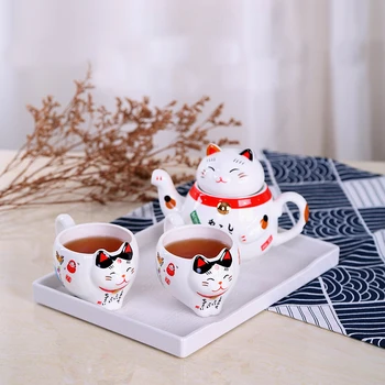 

Cute Japanese Lucky Cat Porcelain Tea Set Creative Maneki Neko Ceramic Tea Cup Pot with Strainer Lovely Plutus Cat Teapot Mug