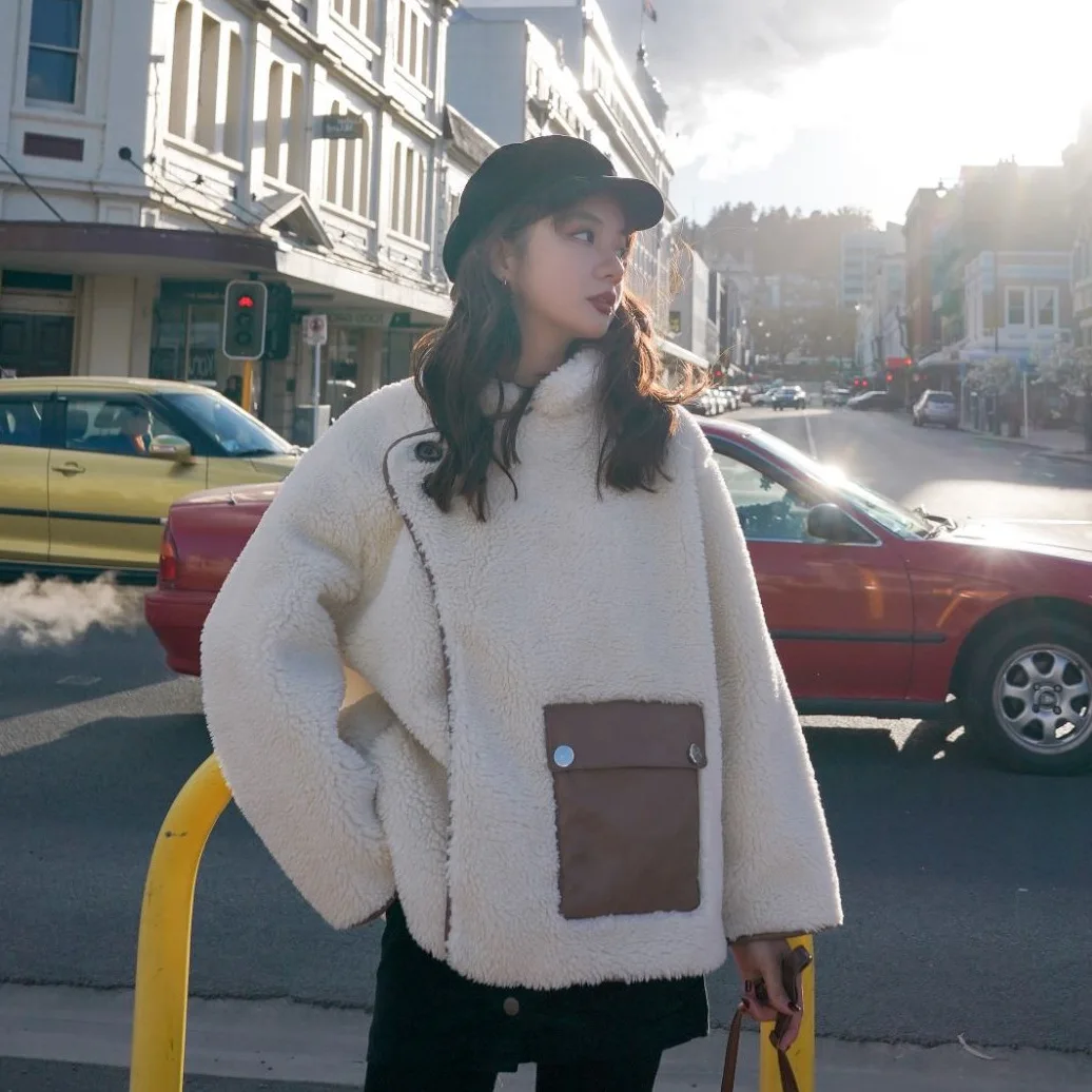 

Photo Shoot CHIC Chamois Lambs Wool Jackets Contrast Color Binding Beige White Chic Single Breasted Short-height Short Jacket Wo
